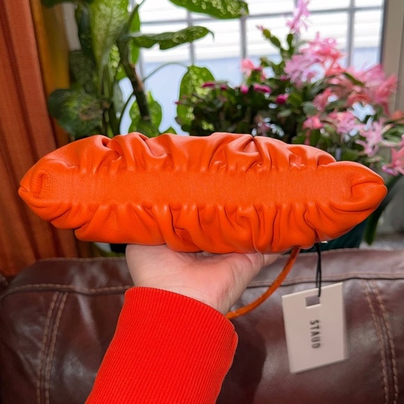 ‼️ NEW Staud Orange Leather Bean Shoulder Bag - Picture 6 of 12